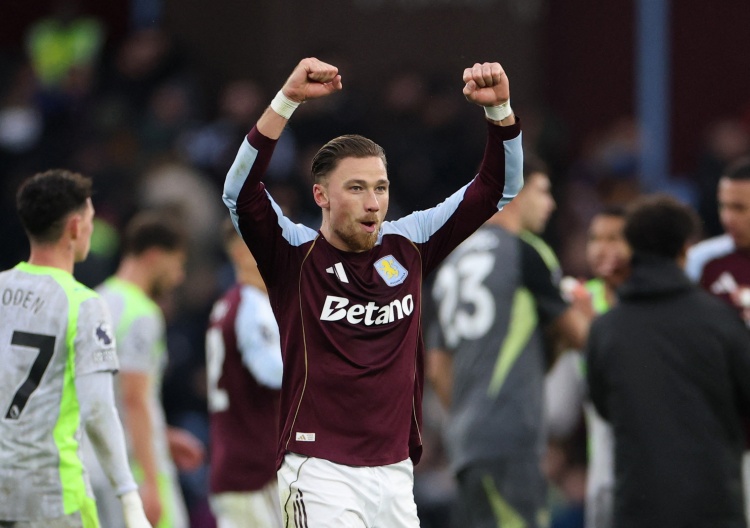 打进制胜球！卡什：续约已达成协议，迫不及待要继续效力维拉